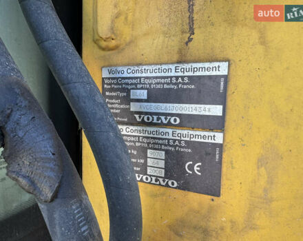 Жовтий Вольво BL 61B, об'ємом двигуна 4.4 л та пробігом 3 тис. км за 29999 $, фото 5 на Automoto.ua