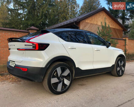 Белый Вольво C40 Recharge, объемом двигателя 0 л и пробегом 72 тыс. км за 29700 $, фото 9 на Automoto.ua