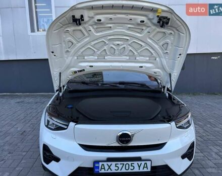 Білий Вольво C40 Recharge, об'ємом двигуна 0 л та пробігом 40 тис. км за 26999 $, фото 7 на Automoto.ua