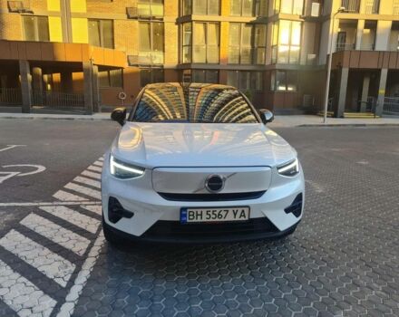 Белый Вольво C40 Recharge, объемом двигателя 0 л и пробегом 17 тыс. км за 36700 $, фото 4 на Automoto.ua