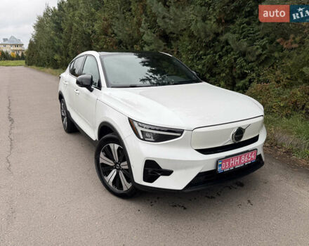 Вольво C40 Recharge 2022 у Рівному на Automoto.ua Білий Вольво C40 Recharge, об'ємом двигуна 0 л та пробігом 23 тис. км за 27600 $, фото 31 на Automoto.ua