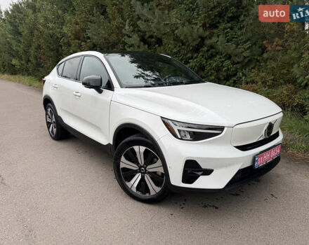 Вольво C40 Recharge 2022 у Рівному на Automoto.ua Білий Вольво C40 Recharge, об'ємом двигуна 0 л та пробігом 23 тис. км за 27600 $, фото 30 на Automoto.ua