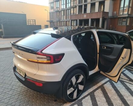 Белый Вольво C40 Recharge, объемом двигателя 0 л и пробегом 17 тыс. км за 36700 $, фото 13 на Automoto.ua