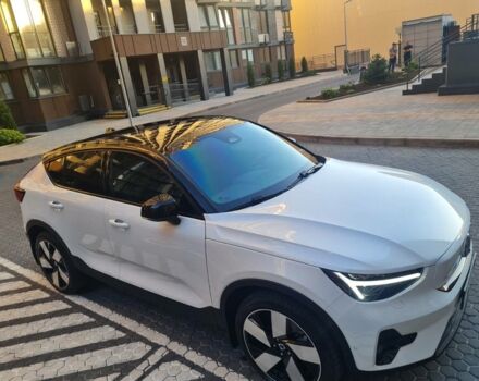 Белый Вольво C40 Recharge, объемом двигателя 0 л и пробегом 17 тыс. км за 36700 $, фото 6 на Automoto.ua