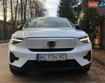 Белый Вольво C40 Recharge, объемом двигателя 0 л и пробегом 72 тыс. км за 29700 $, фото 14 на Automoto.ua