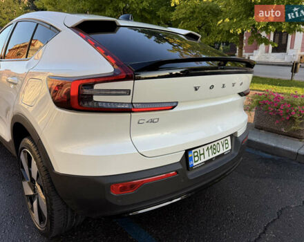 Белый Вольво C40 Recharge, объемом двигателя 0 л и пробегом 31 тыс. км за 34500 $, фото 11 на Automoto.ua