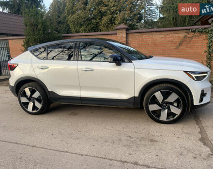 Белый Вольво C40 Recharge, объемом двигателя 0 л и пробегом 72 тыс. км за 29700 $, фото 3 на Automoto.ua