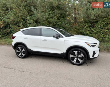 Білий Вольво C40 Recharge, об'ємом двигуна 0 л та пробігом 24 тис. км за 27600 $, фото 3 на Automoto.ua