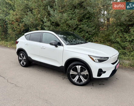 Білий Вольво C40 Recharge, об'ємом двигуна 0 л та пробігом 24 тис. км за 27600 $, фото 4 на Automoto.ua