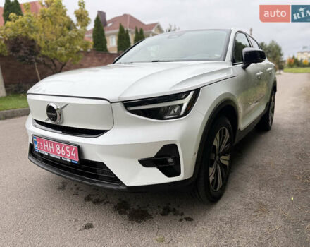 Білий Вольво C40 Recharge, об'ємом двигуна 0 л та пробігом 24 тис. км за 27600 $, фото 1 на Automoto.ua