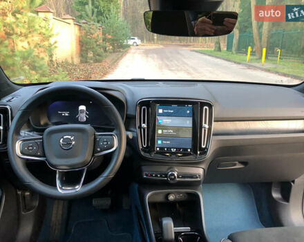 Белый Вольво C40 Recharge, объемом двигателя 0 л и пробегом 72 тыс. км за 29700 $, фото 25 на Automoto.ua