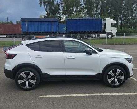 Белый Вольво C40 Recharge, объемом двигателя 0 л и пробегом 100 тыс. км за 27000 $, фото 9 на Automoto.ua