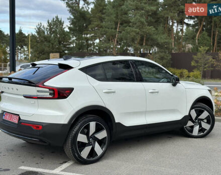 Белый Вольво C40 Recharge, объемом двигателя 0 л и пробегом 1 тыс. км за 34500 $, фото 26 на Automoto.ua