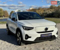 Белый Вольво C40 Recharge, объемом двигателя 0 л и пробегом 43 тыс. км за 31200 $, фото 1 на Automoto.ua