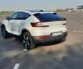 Белый Вольво C40 Recharge, объемом двигателя 0 л и пробегом 37 тыс. км за 34900 $, фото 2 на Automoto.ua