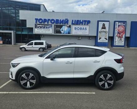 Белый Вольво C40 Recharge, объемом двигателя 0 л и пробегом 100 тыс. км за 27000 $, фото 8 на Automoto.ua