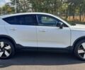Белый Вольво C40 Recharge, объемом двигателя 0 л и пробегом 37 тыс. км за 34900 $, фото 5 на Automoto.ua
