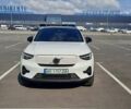 Белый Вольво C40 Recharge, объемом двигателя 0 л и пробегом 37 тыс. км за 34900 $, фото 3 на Automoto.ua
