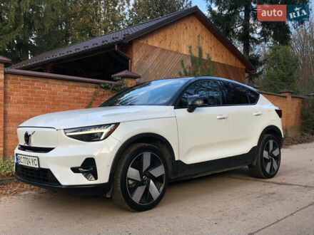 Белый Вольво C40 Recharge, объемом двигателя 0 л и пробегом 72 тыс. км за 29700 $, фото 1 на Automoto.ua