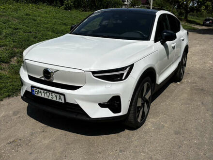 Вольво C40 Recharge 2022 в Сумах на Automoto.ua Белый Вольво C40 Recharge, объемом двигателя 0 л и пробегом 49 тыс. км за 27700 $, фото 1 на Automoto.ua
