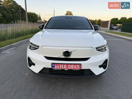 Вольво C40 Recharge 2023 в Луцке на Automoto.ua Белый Вольво C40 Recharge, объемом двигателя 0 л и пробегом 35 тыс. км за 28500 $, фото 1 на Automoto.ua