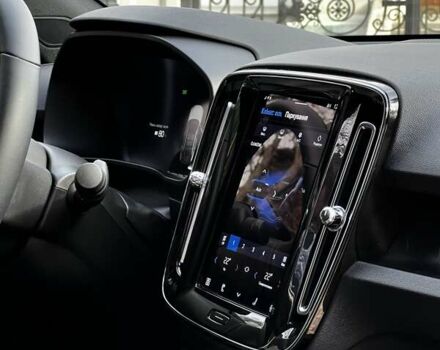 Черный Вольво C40 Recharge, объемом двигателя 0 л и пробегом 48 тыс. км за 28900 $, фото 28 на Automoto.ua
