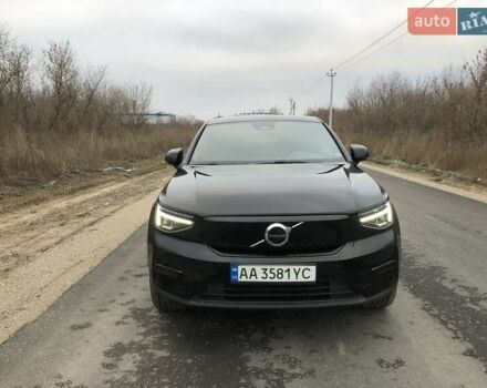 Черный Вольво C40 Recharge, объемом двигателя 0 л и пробегом 35 тыс. км за 31500 $, фото 5 на Automoto.ua