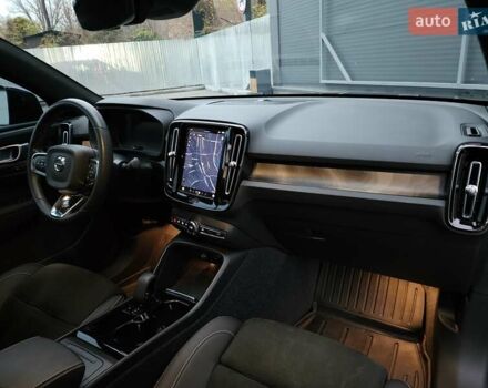 Чорний Вольво C40 Recharge, об'ємом двигуна 0 л та пробігом 68 тис. км за 28000 $, фото 47 на Automoto.ua