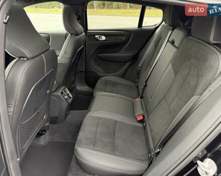 Черный Вольво C40 Recharge, объемом двигателя 0 л и пробегом 100 тыс. км за 29300 $, фото 33 на Automoto.ua