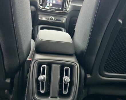 Черный Вольво C40 Recharge, объемом двигателя 0 л и пробегом 120 тыс. км за 27000 $, фото 29 на Automoto.ua