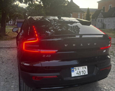 Черный Вольво C40 Recharge, объемом двигателя 0 л и пробегом 50 тыс. км за 28500 $, фото 6 на Automoto.ua