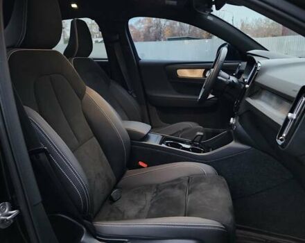 Чорний Вольво C40 Recharge, об'ємом двигуна 0 л та пробігом 68 тис. км за 28000 $, фото 44 на Automoto.ua