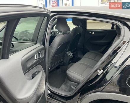 Черный Вольво C40 Recharge, объемом двигателя 0 л и пробегом 120 тыс. км за 27000 $, фото 25 на Automoto.ua