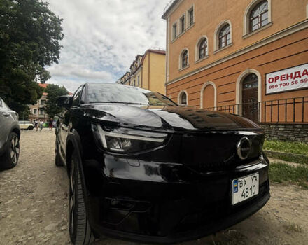 Черный Вольво C40 Recharge, объемом двигателя 0 л и пробегом 50 тыс. км за 28500 $, фото 2 на Automoto.ua