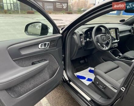 Черный Вольво C40 Recharge, объемом двигателя 0 л и пробегом 120 тыс. км за 27000 $, фото 21 на Automoto.ua