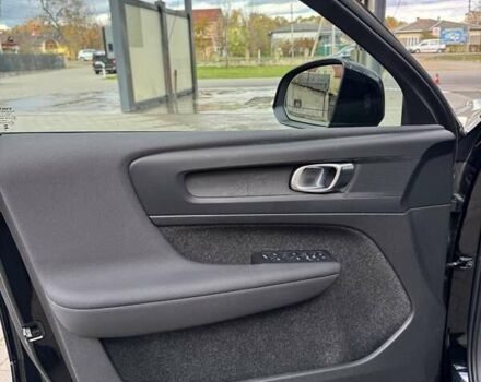 Чорний Вольво C40 Recharge, об'ємом двигуна 0 л та пробігом 75 тис. км за 25000 $, фото 10 на Automoto.ua