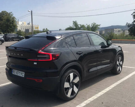 Чорний Вольво C40 Recharge, об'ємом двигуна 0 л та пробігом 56 тис. км за 27000 $, фото 2 на Automoto.ua