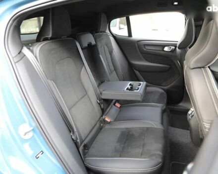 Вольво C40 Recharge, объемом двигателя 4.25 л и пробегом 29 тыс. км за 34400 $, фото 7 на Automoto.ua