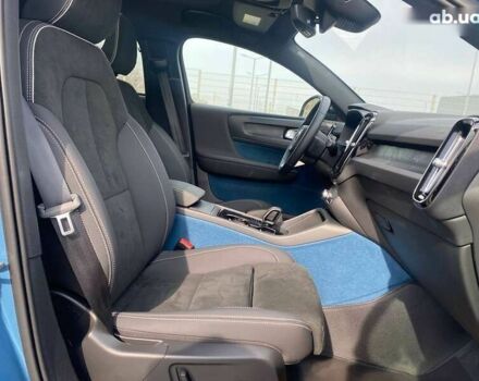 Вольво C40 Recharge, объемом двигателя 0 л и пробегом 51 тыс. км за 33490 $, фото 22 на Automoto.ua