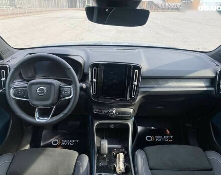 Вольво C40 Recharge, объемом двигателя 0 л и пробегом 51 тыс. км за 30490 $, фото 16 на Automoto.ua
