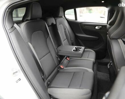 Вольво C40 Recharge, объемом двигателя 0 л и пробегом 19 тыс. км за 32900 $, фото 8 на Automoto.ua