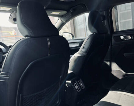 Вольво C40 Recharge, объемом двигателя 0 л и пробегом 1 тыс. км за 30700 $, фото 10 на Automoto.ua