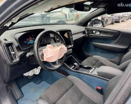 Вольво C40 Recharge, объемом двигателя 0 л и пробегом 36 тыс. км за 12400 $, фото 4 на Automoto.ua
