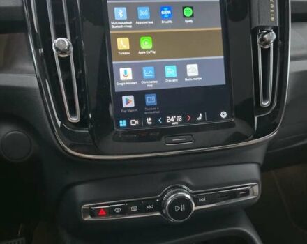 Сірий Вольво C40 Recharge, об'ємом двигуна 0 л та пробігом 68 тис. км за 27900 $, фото 25 на Automoto.ua