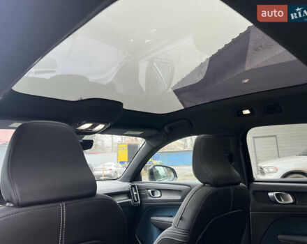 Серый Вольво C40 Recharge, объемом двигателя 0 л и пробегом 12 тыс. км за 29500 $, фото 47 на Automoto.ua