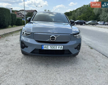Серый Вольво C40 Recharge, объемом двигателя 0 л и пробегом 41 тыс. км за 31900 $, фото 4 на Automoto.ua