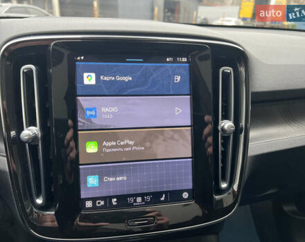 Серый Вольво C40 Recharge, объемом двигателя 0 л и пробегом 12 тыс. км за 29500 $, фото 37 на Automoto.ua