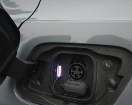 Сірий Вольво C40 Recharge, об'ємом двигуна 0 л та пробігом 68 тис. км за 27900 $, фото 3 на Automoto.ua