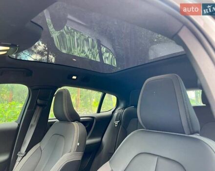 Сірий Вольво C40 Recharge, об'ємом двигуна 0 л та пробігом 21 тис. км за 40390 $, фото 17 на Automoto.ua