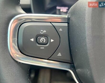 Сірий Вольво C40 Recharge, об'ємом двигуна 0 л та пробігом 21 тис. км за 40390 $, фото 14 на Automoto.ua